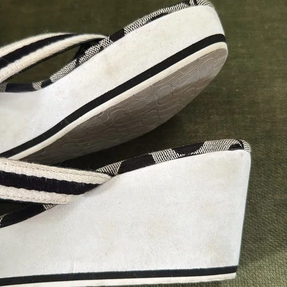 Coach Y2K Felicite Wedge Sandals Size 7.5 - Picture 8 of 13